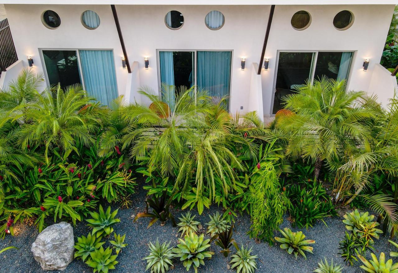 Mother Earth Luxury Boutique Hotel, Restaurant & Spa (Adults Only) Tamarindo Buitenkant foto