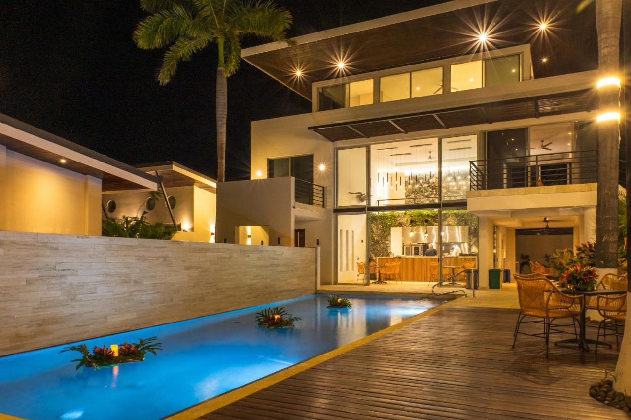 Mother Earth Luxury Boutique Hotel, Restaurant & Spa (Adults Only) Tamarindo Buitenkant foto