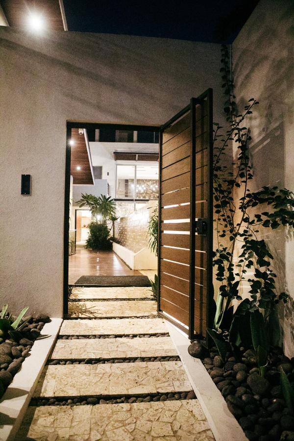 Mother Earth Luxury Boutique Hotel, Restaurant & Spa (Adults Only) Tamarindo Buitenkant foto