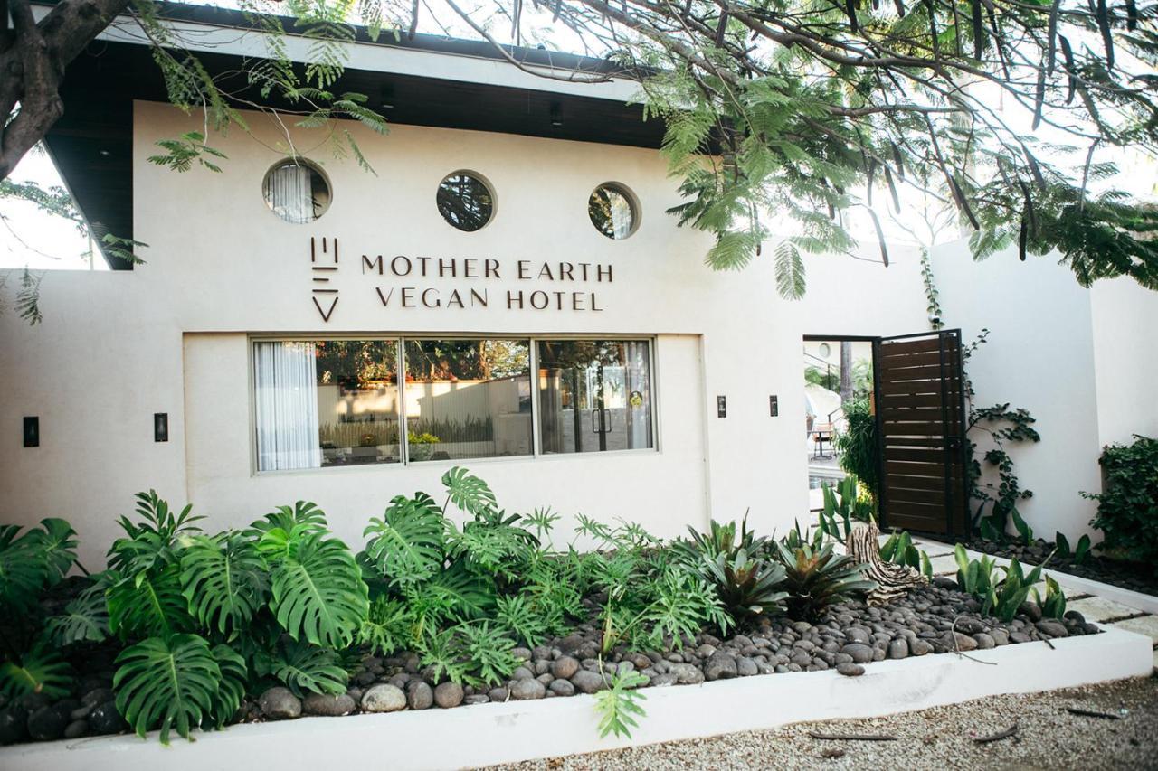 Mother Earth Luxury Boutique Hotel, Restaurant & Spa (Adults Only) Tamarindo Buitenkant foto